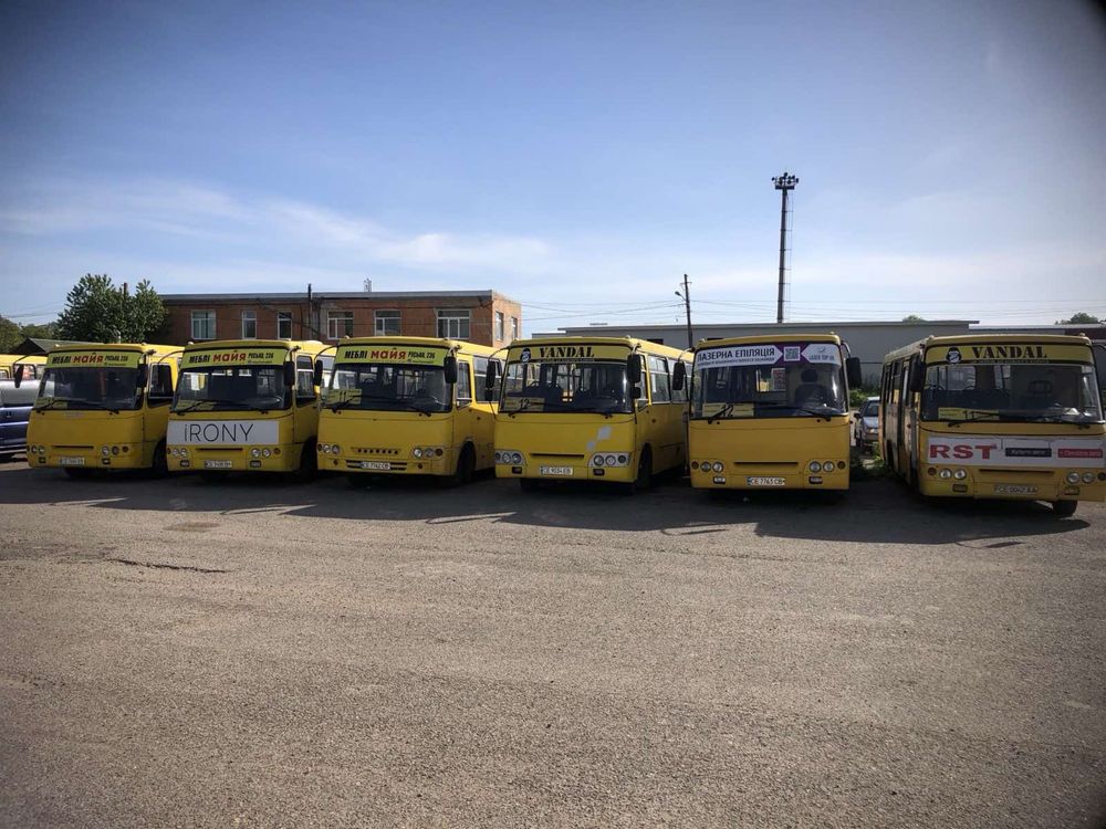 Розпродаж автобусів Богдан