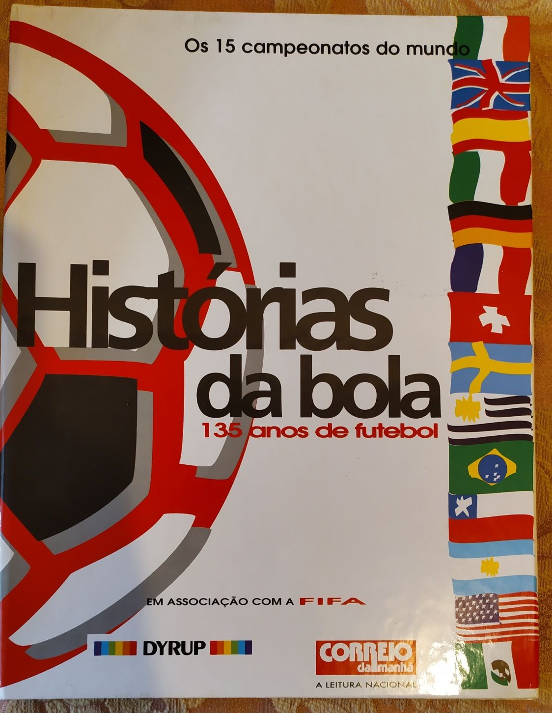 Tintim Campeonato Mundo Lusíadas Lisboa Papas Século XX Enciclopédia