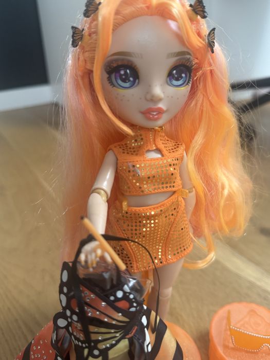Lalka Rainbow High Poppy Rowan Fantastic Fashion