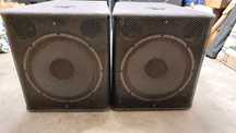 Vendo 2 Graves 15 (altifalantes de origem iguais aos HK)