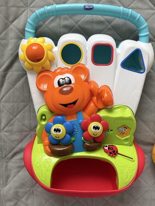 Іграшка-ходунки Baby Gardener