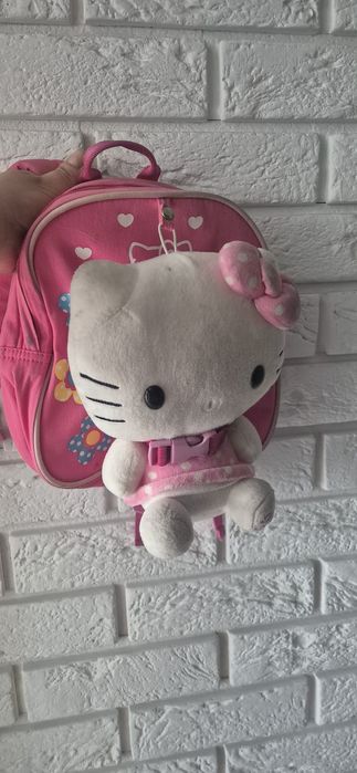 Plecaczek do przedszkola z maskotka Hello Kitty