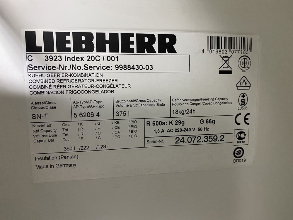 Двухкамерный холодильник LIEBHERR Comfort NoFrost