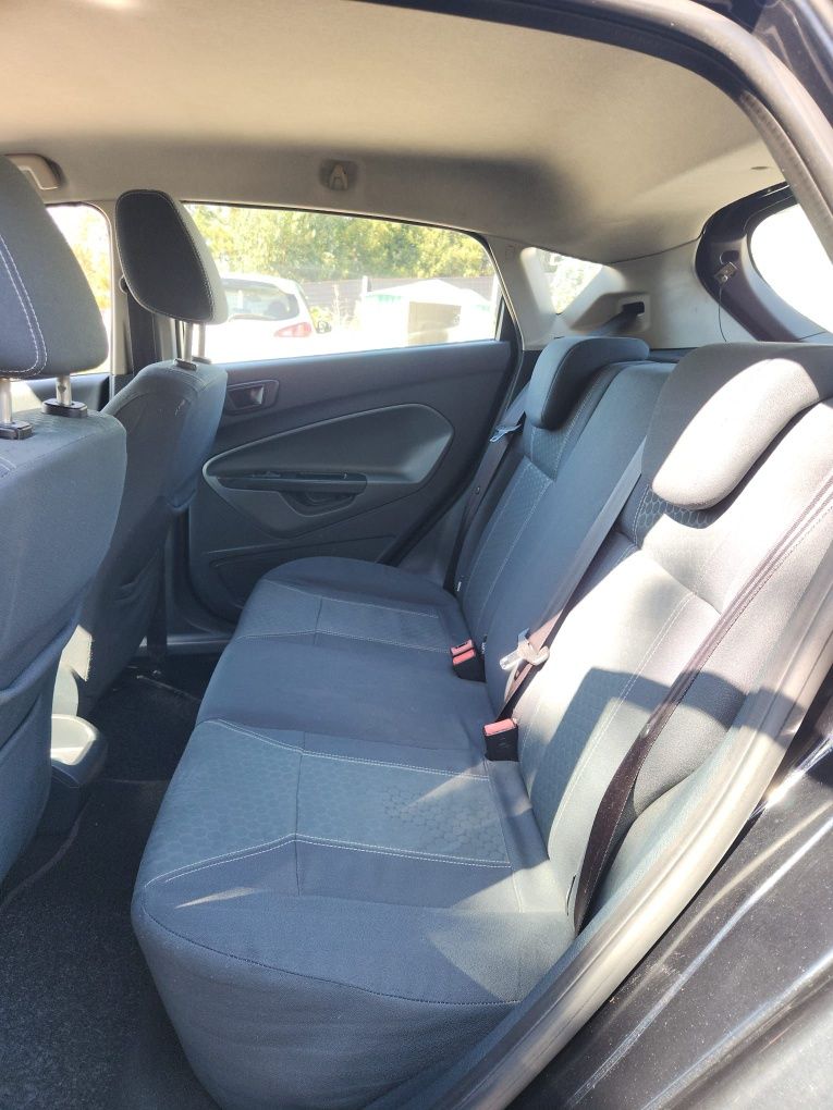 Ford Fiesta 1.4 tdci versao titanium