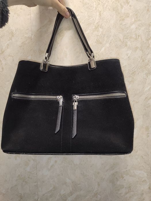 Жіноча сумка вмістка