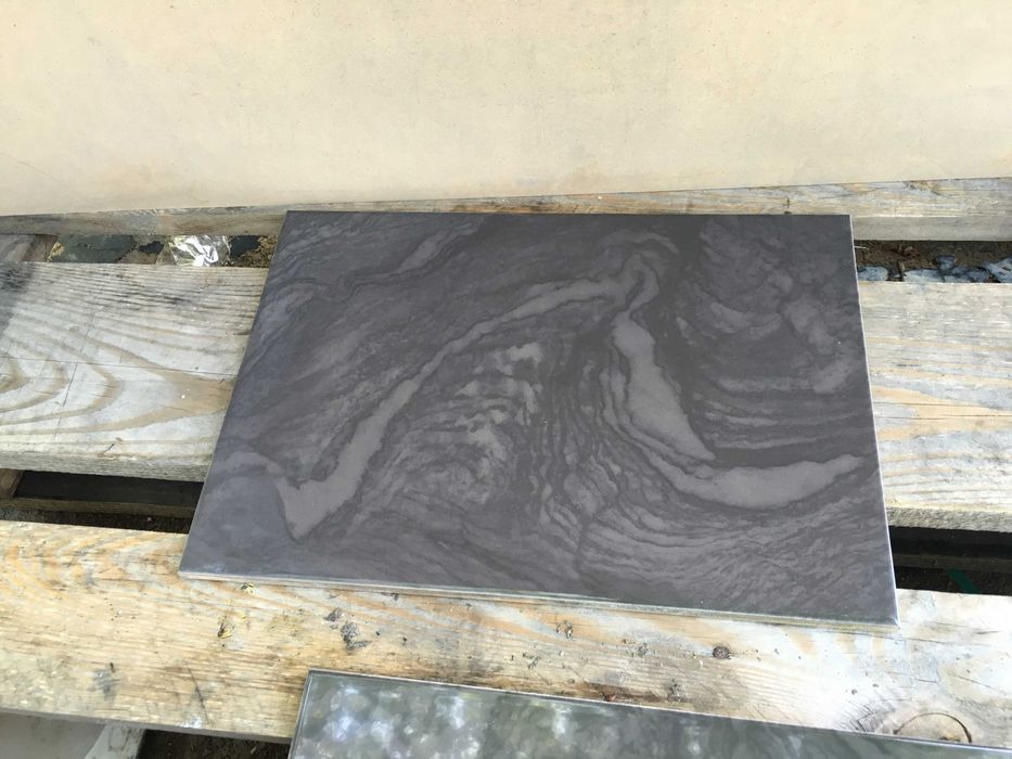 Glazura / płytka ścienna opium grafit 25x36 firmy TUBĄDZIN