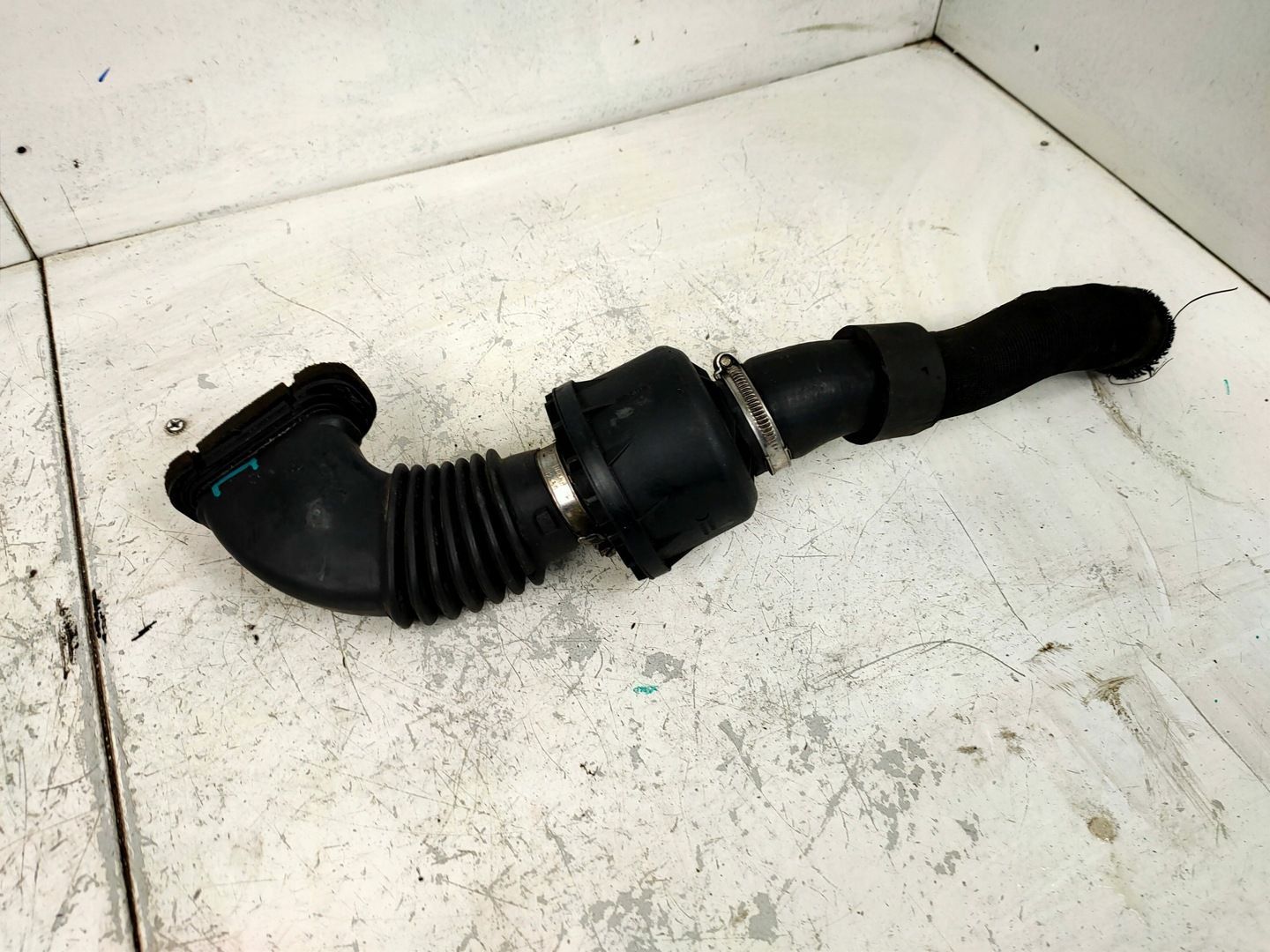 RURA WAŻ INTERCOOLERA R55 R56 R57 1.6 T 70316293
