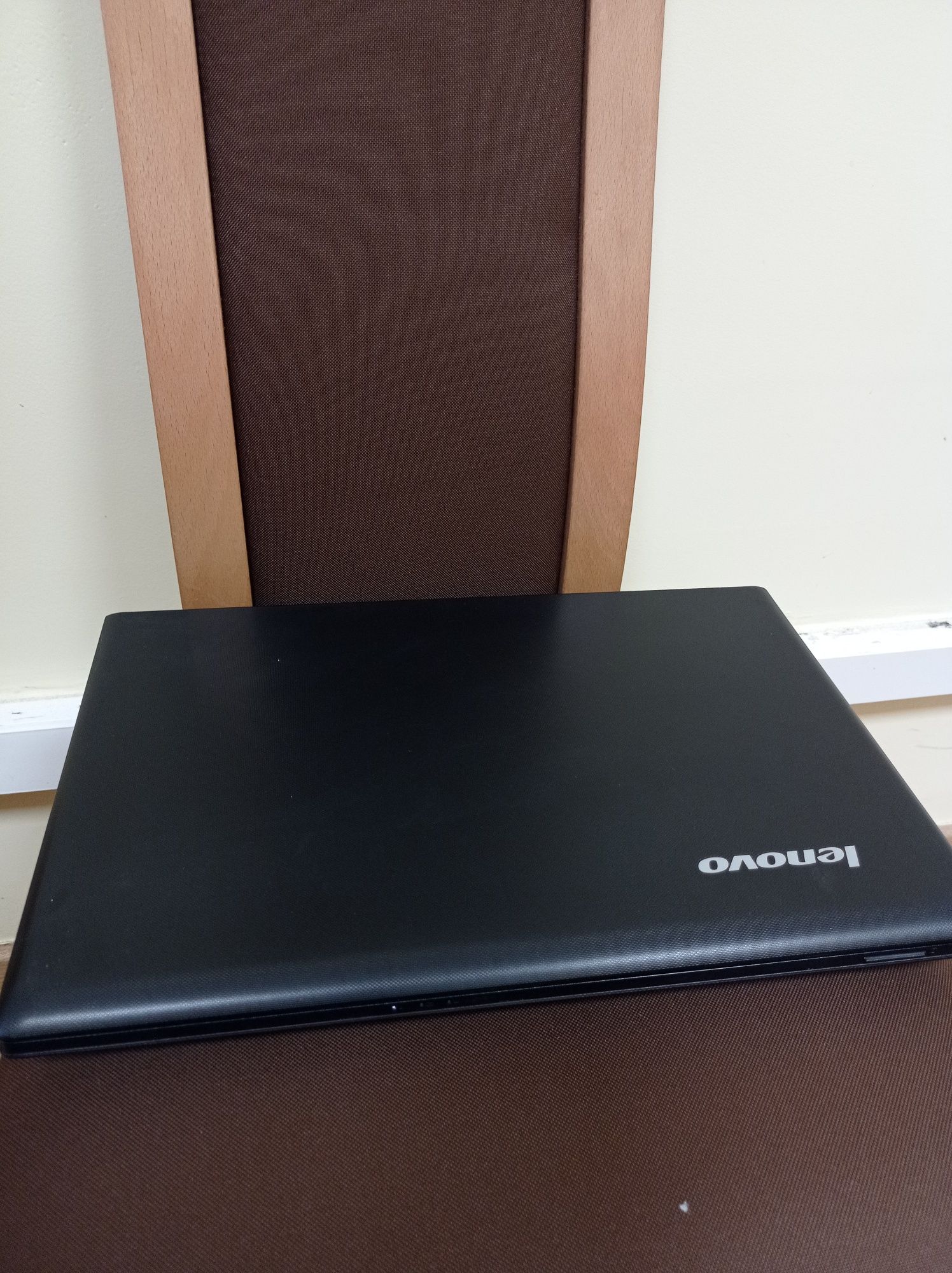 Sprzedam laptopa Lenovo G510