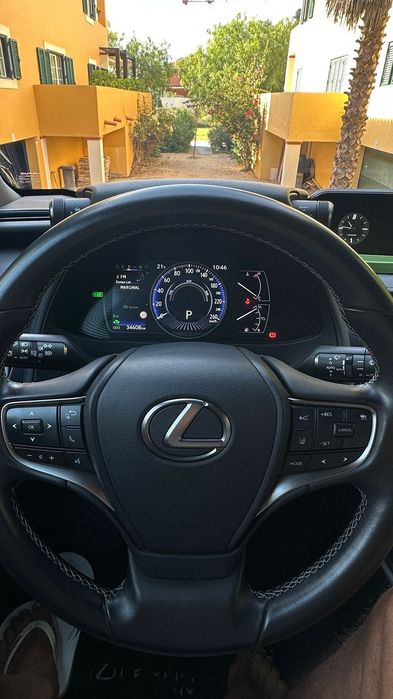 Lexus UX 250h Special Edition