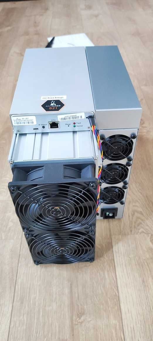 S21-200Th BTC Bitmain Antminer Litecoin Doge Miner Bitcoin kaspa