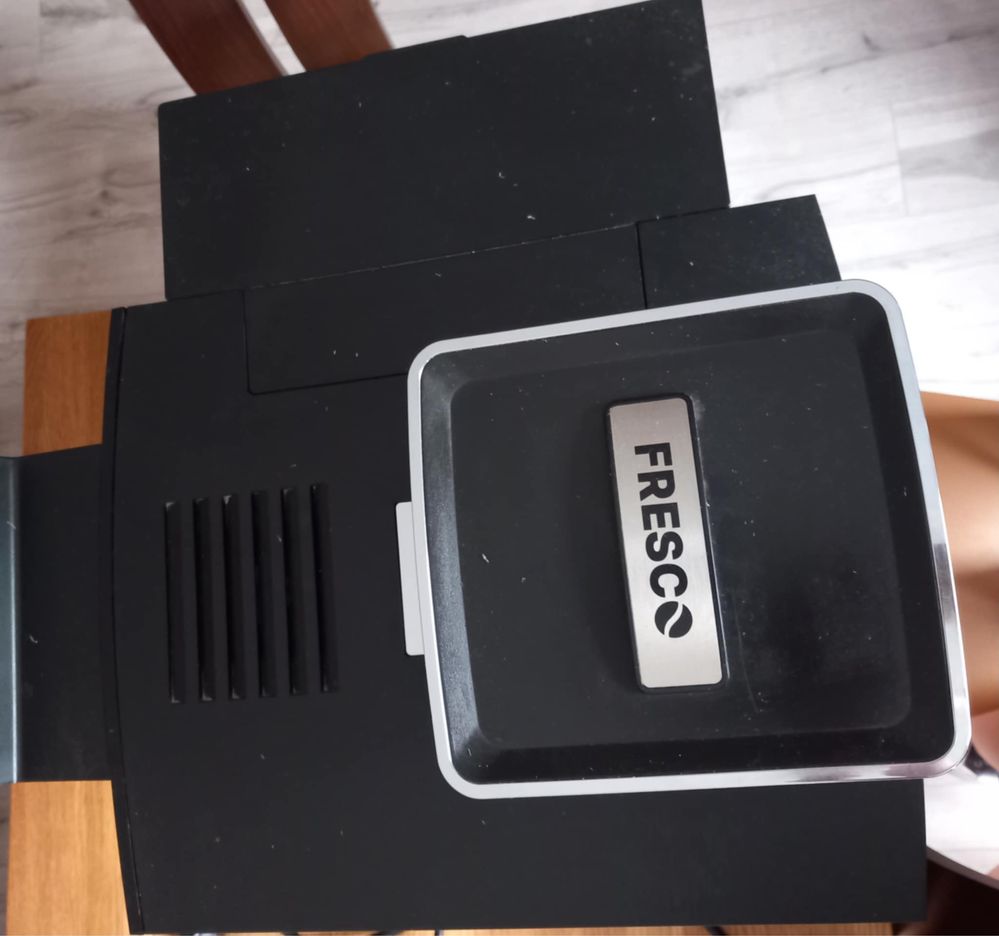 Ekspres do kawy FRESCO F12(M) Big Plus-B – jak nowy, mało używany!