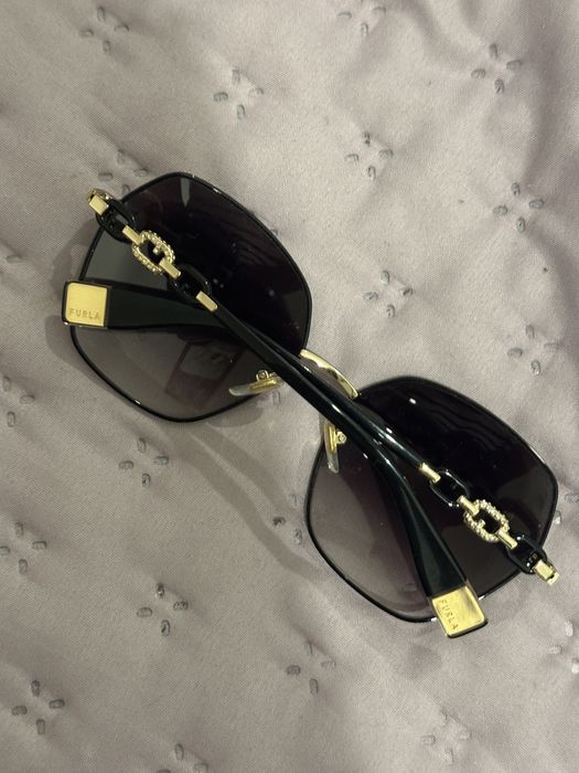 Oculso de sol marca furla
