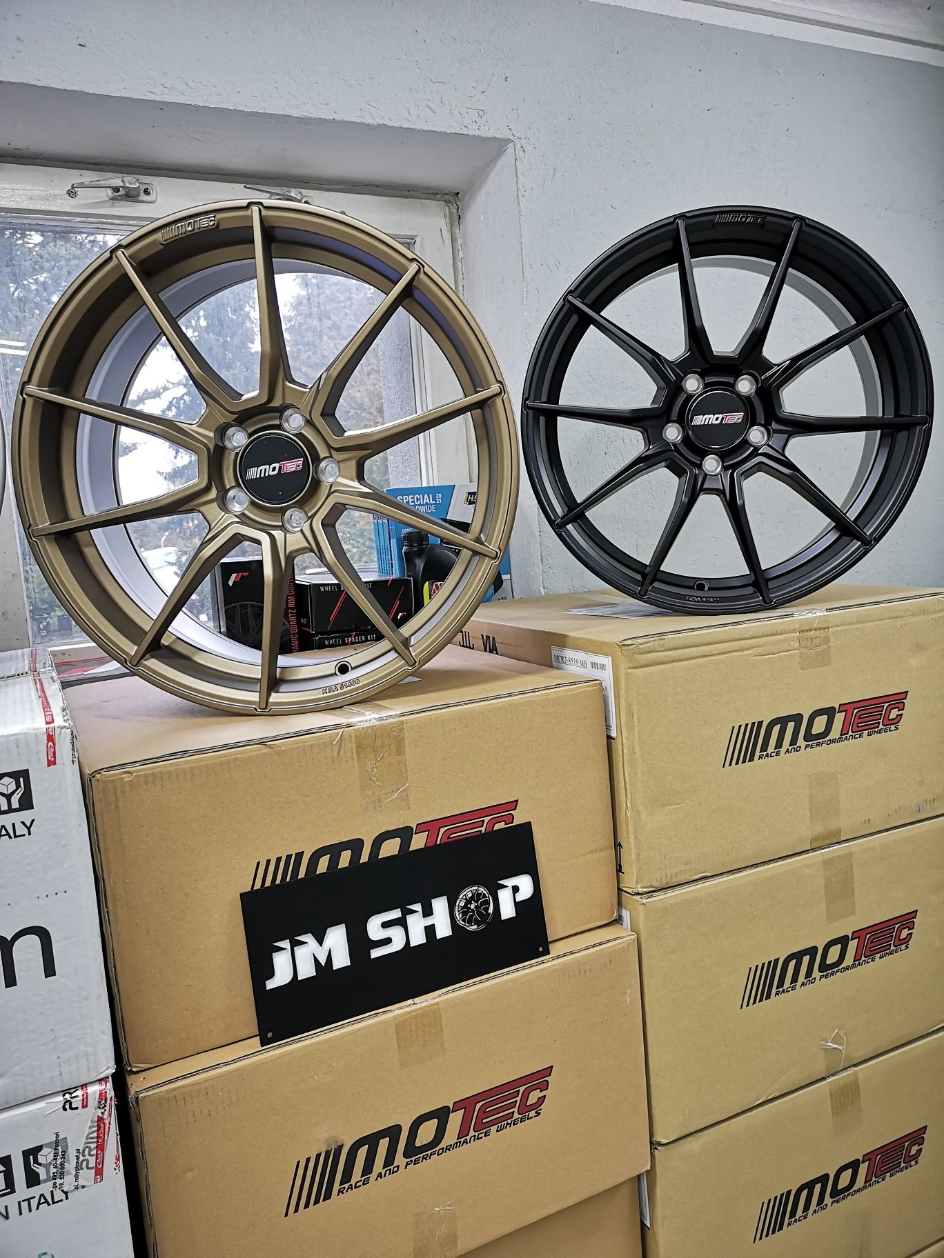 Felgi Motec MCR2 Ultralight 19" 8,5J 19x8,5" 5x114 Tesla 3