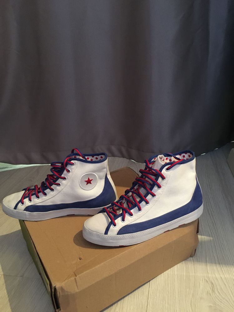 Кеди Converse Chuck Taylor All Star Sasha Star GlowHighTopWomens кеды