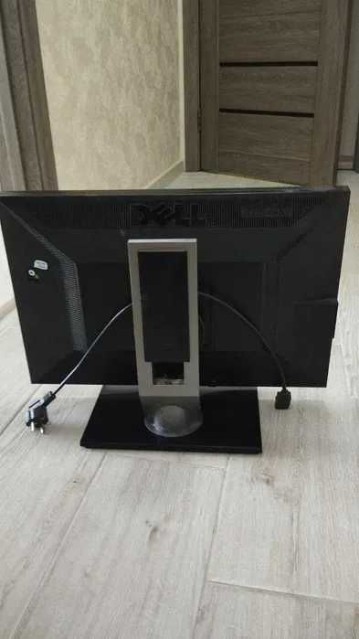 Продам монітор Dell 23"