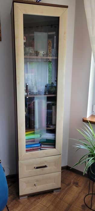 Regał młodzieżowy