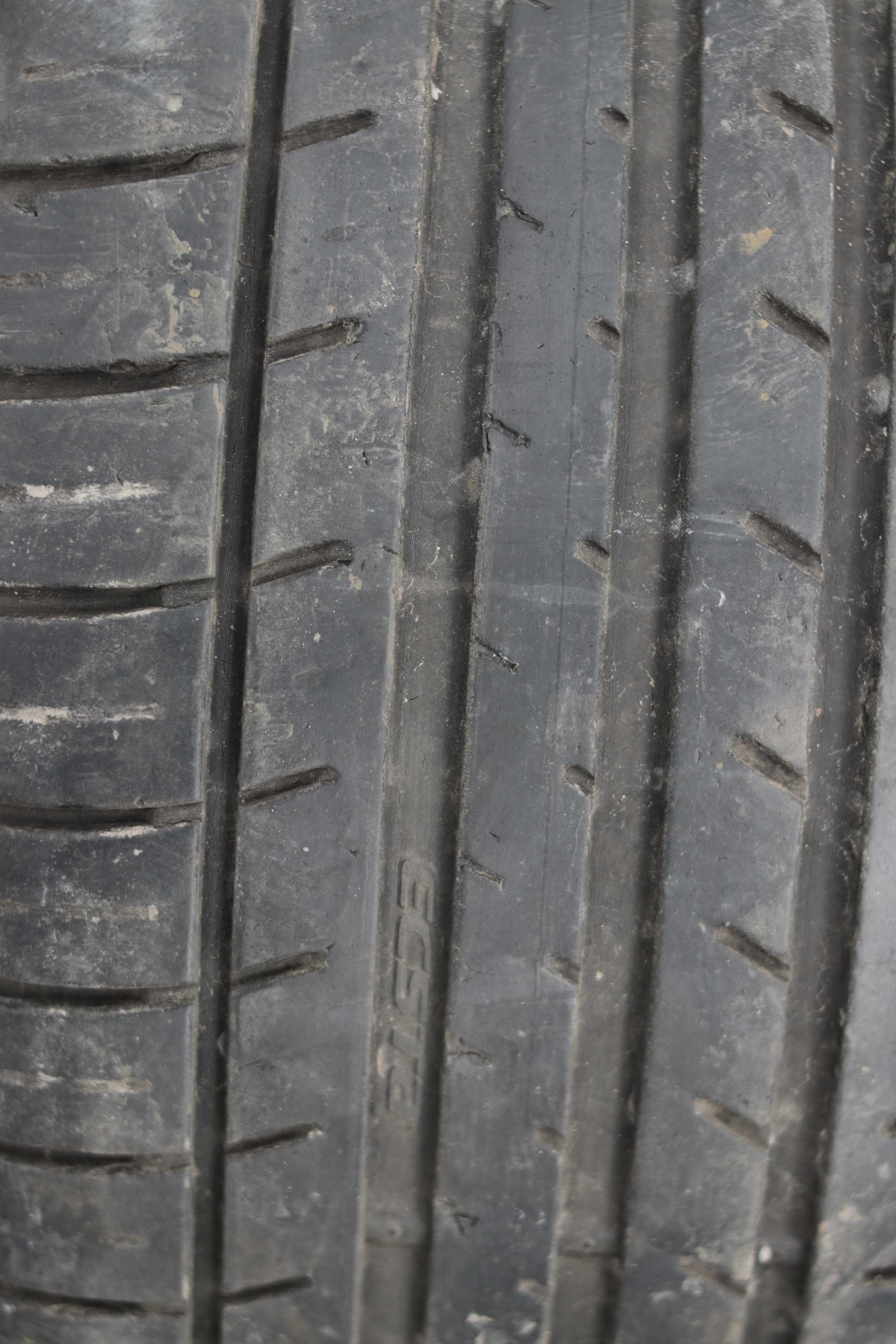 Резина Kumho Estrela 235/50/R17 Лето Пара