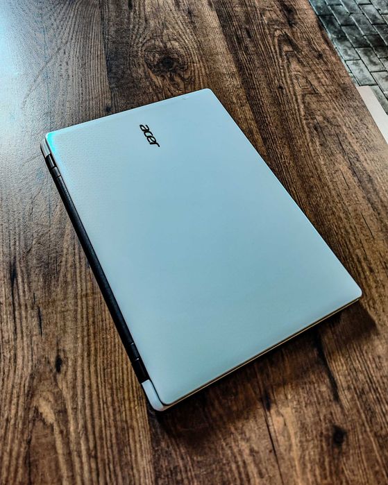 Portátil Acer | SSD 256GB | Windows 11 Home | MS Office 2024