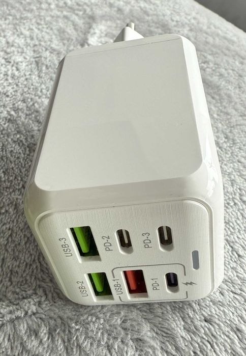 Ładowarka sieciowa do telefonów 3 USB 3 PD