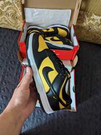 Nike Dunk Low Reverse Goldenrod