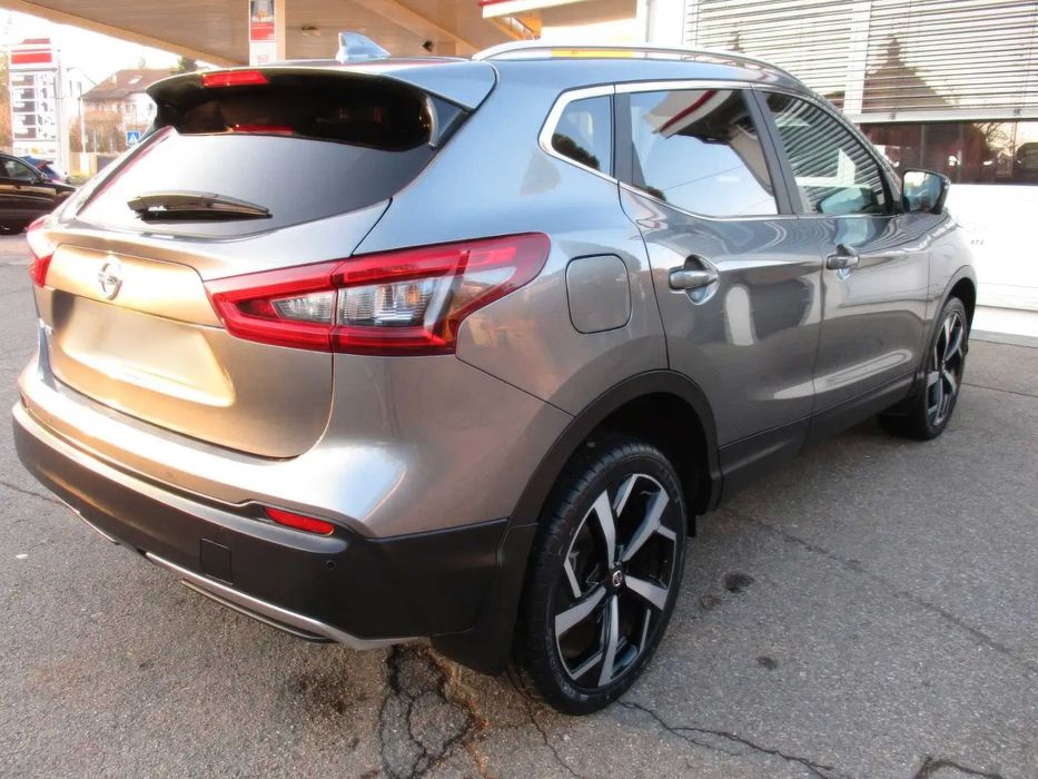 Nissan Qashqai      2019