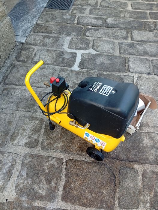 Compressor de 24l +kit