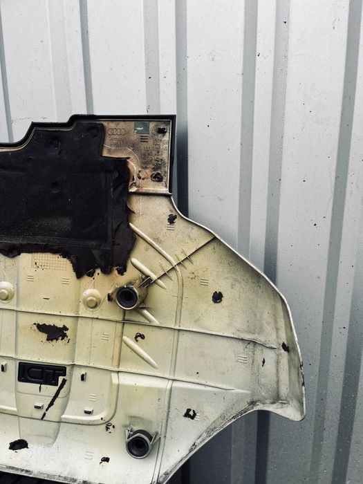 Кришка Двигуна Audi A6 C6 2.7 tdi Кришка Мотора розборка