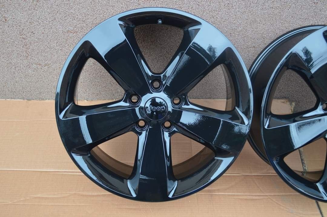 Czarne Felgi MOPAR 5x127 20" 8J Jeep Grand Cherokee WK2 Dodge Durango