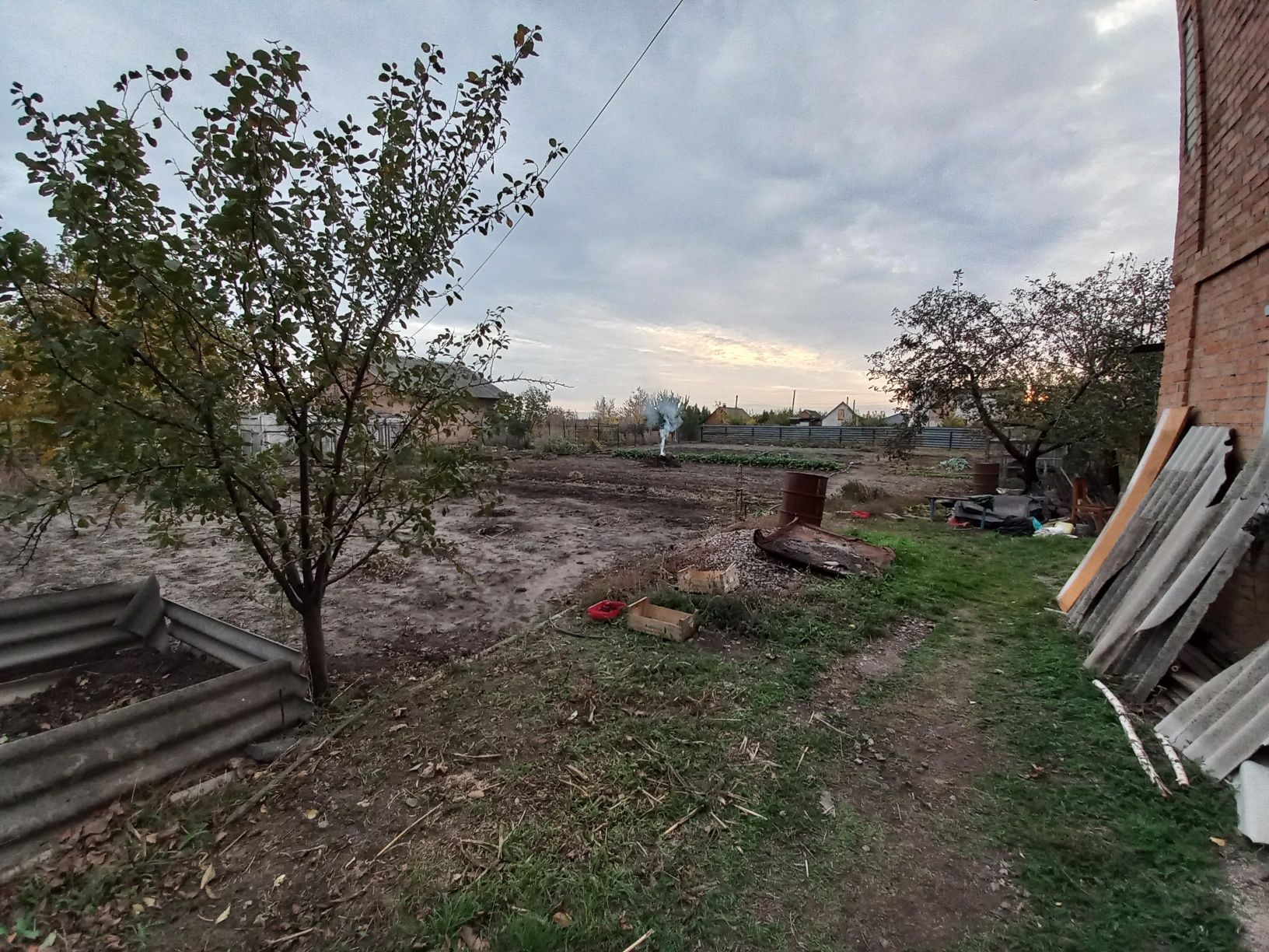 Продам дом + 15 соток земли