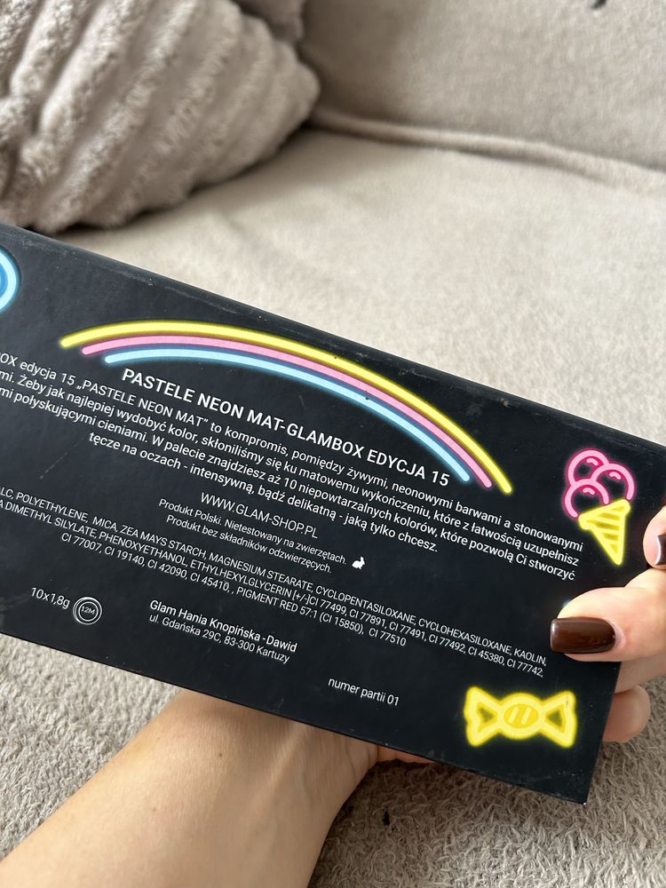 Paleta cieni neon pastele mat glambox