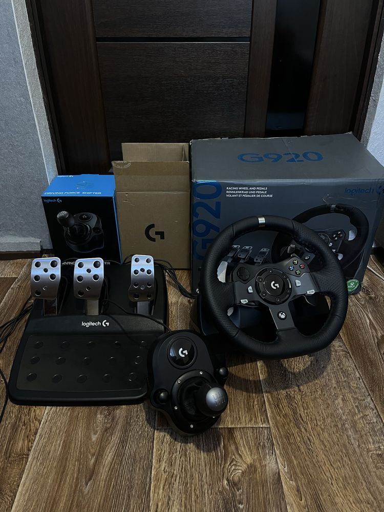 Продам ігрове кермо Logitech g920+shifter