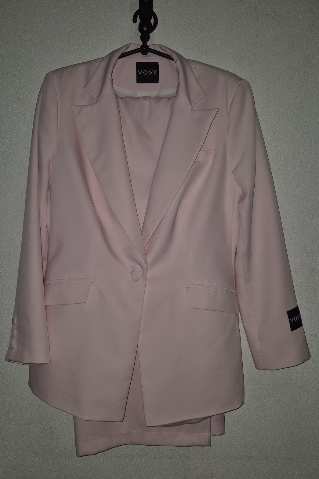 Рожевий костюм VOVK у розмірі XL