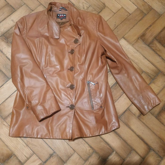 Женская кожаная куртка-пиджак Eska