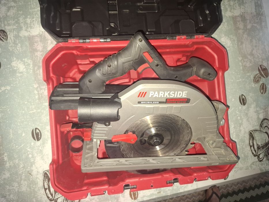 Serra circular + Rebarbadora Parkside Performance