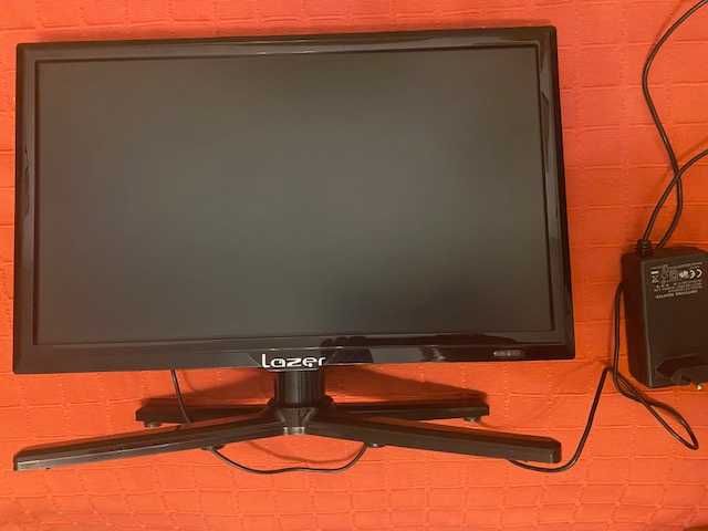 mały, płaski ekranTV marki Lozer 15,6 cala LED