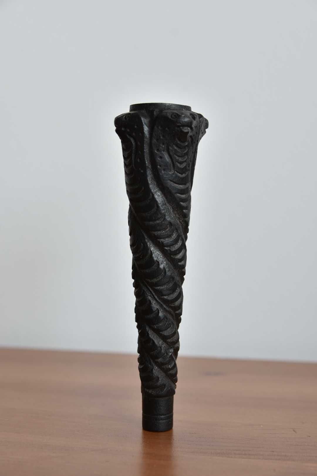 Fajka rzeźbiona w drewnie, kolekcjonerska, z Indii, Indie motyw w węże
