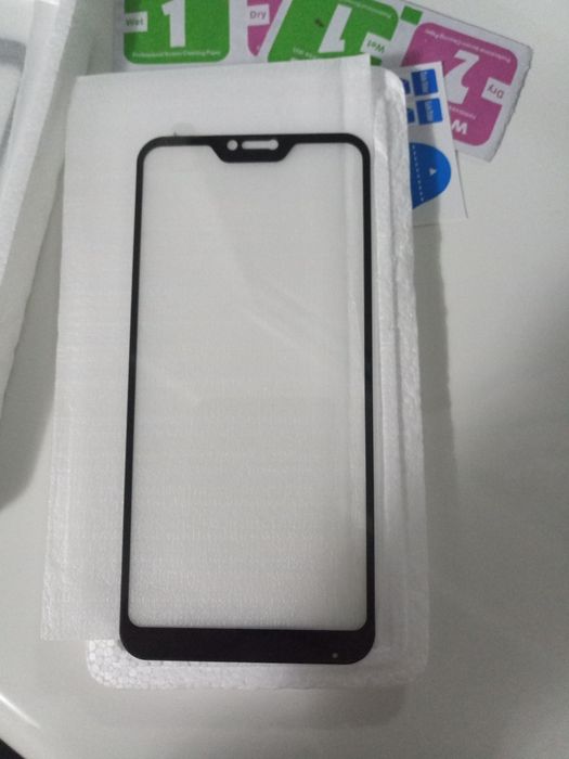 Зищитное стекло для Redmi 6 Pro