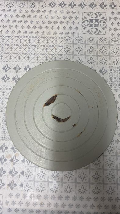 Tornilhos para cerâmica