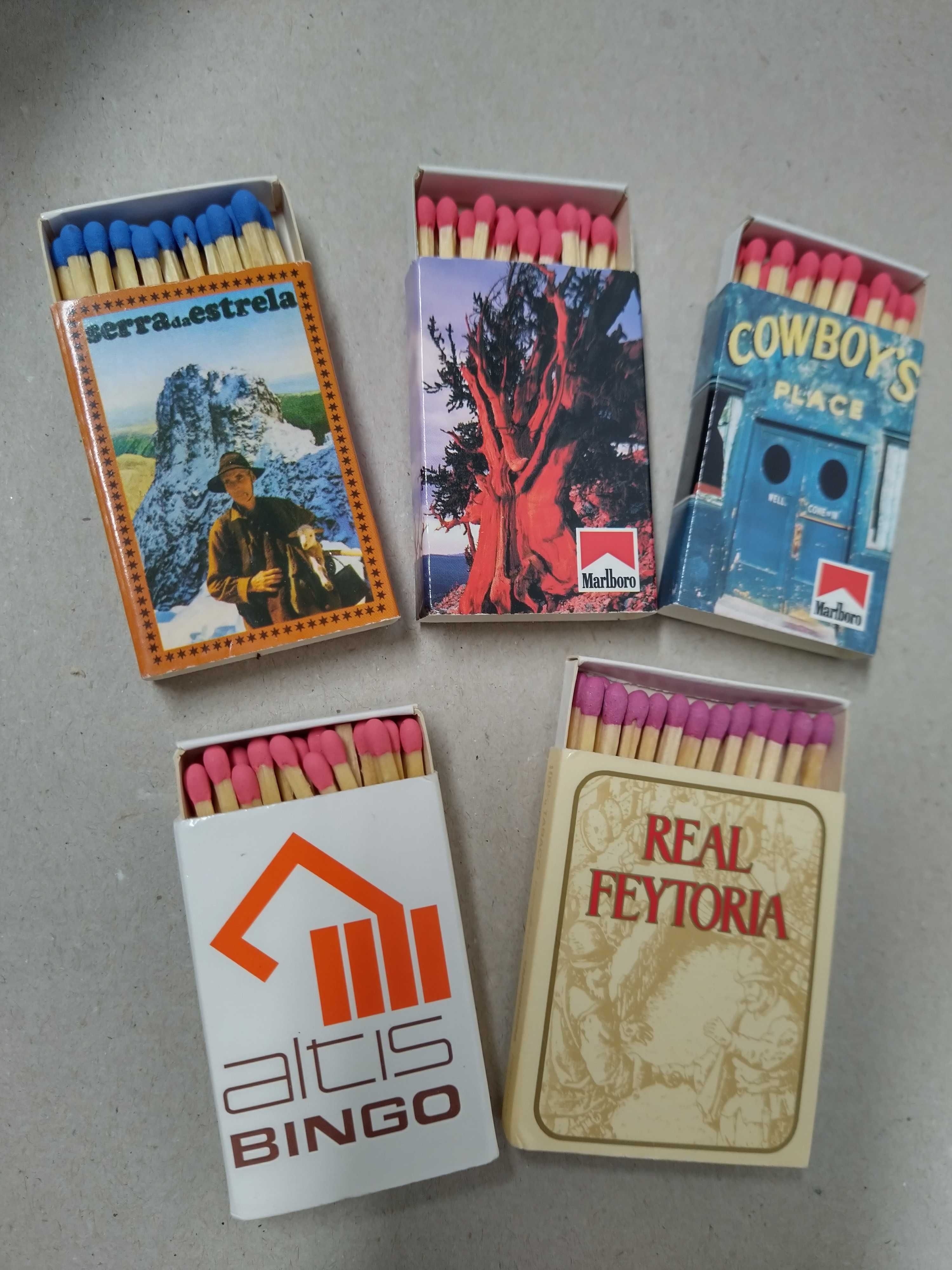 carteiras de fósforos