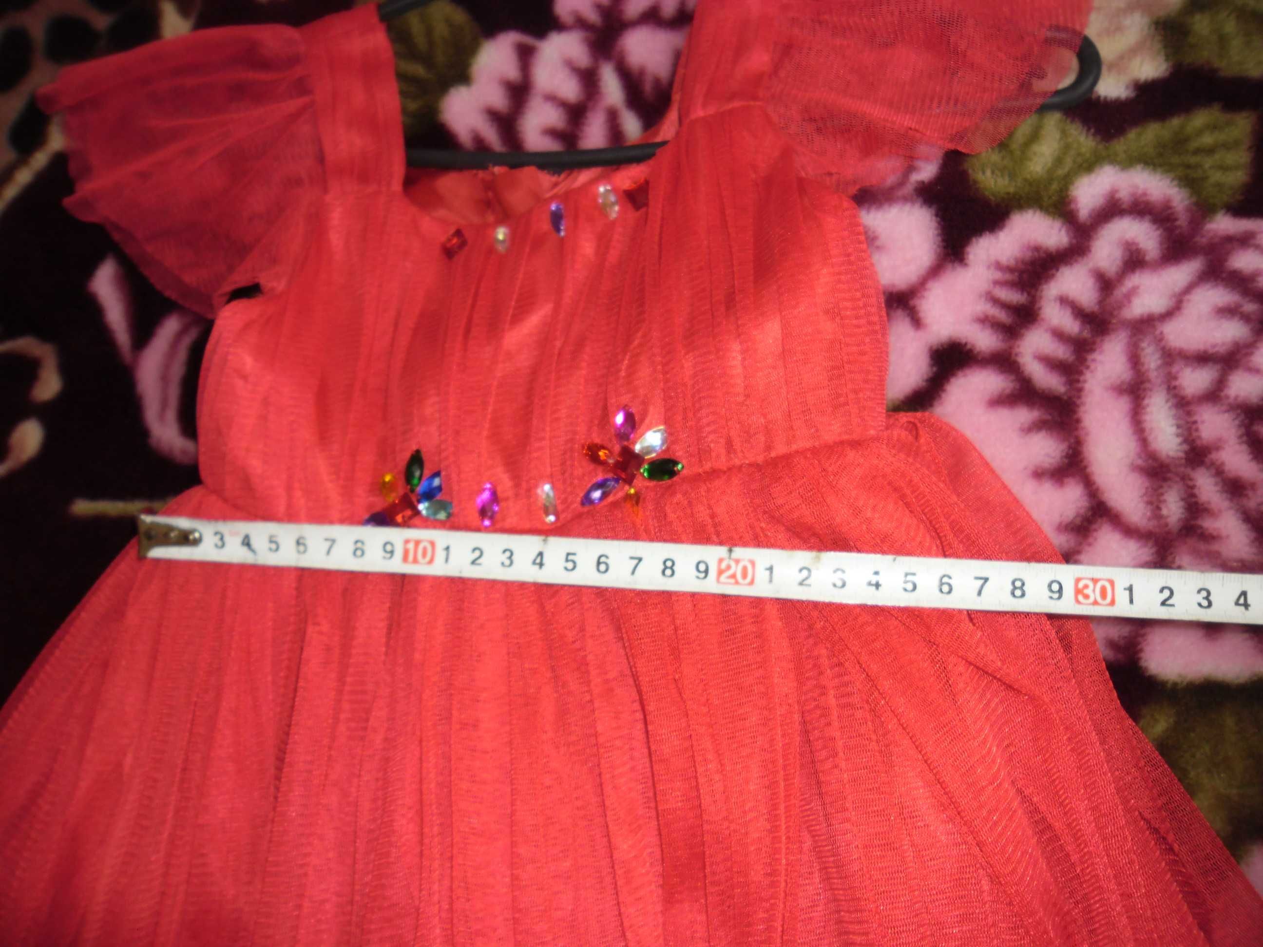 Пишна фатінова сукня 6-8 р, красное платье