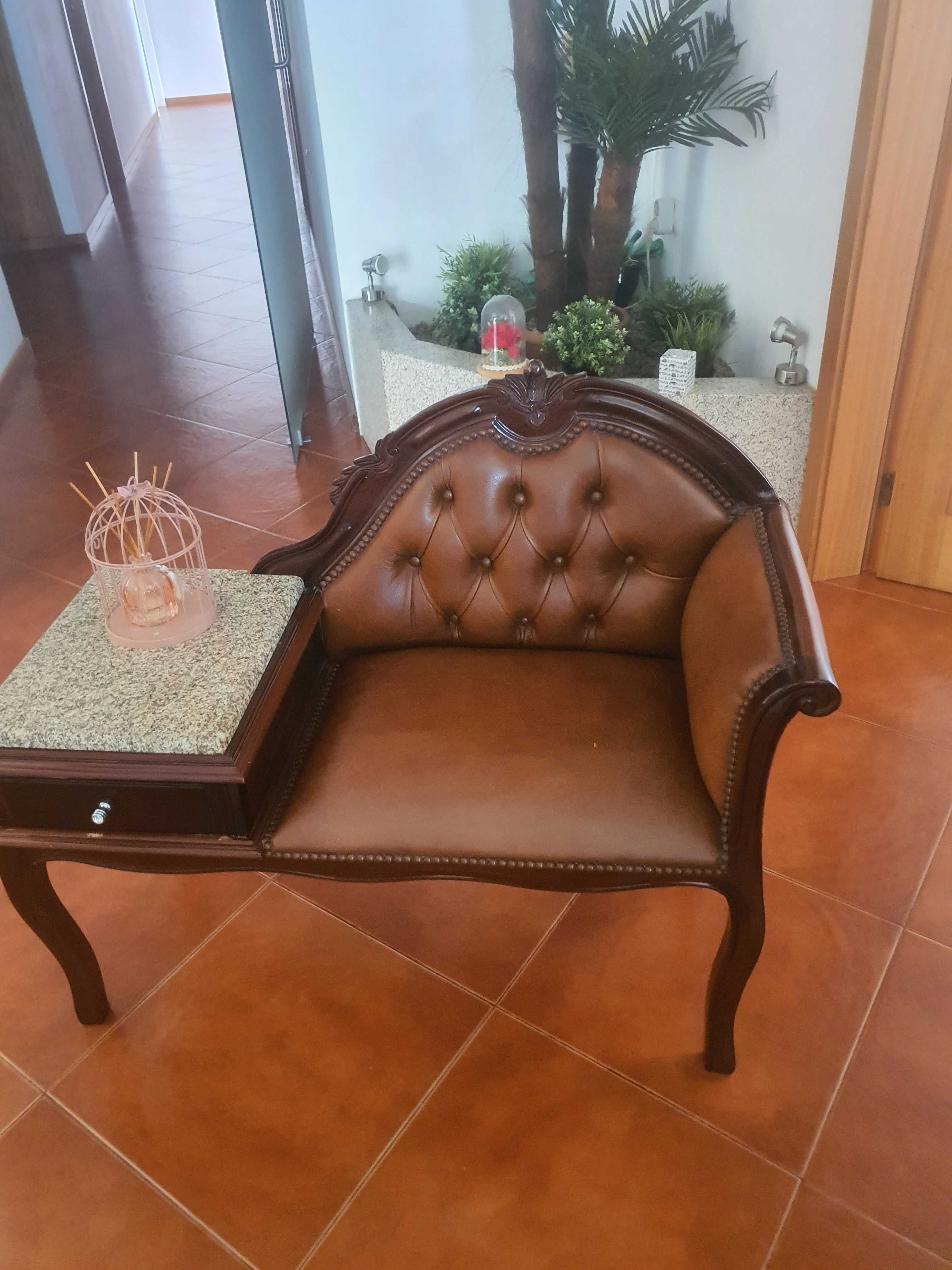 Vendo mesa de entrada como nova