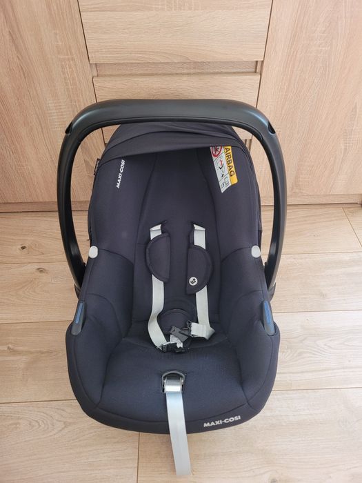 Fotelik Maxi Cosi CabrioFix I-size z bazą isofix