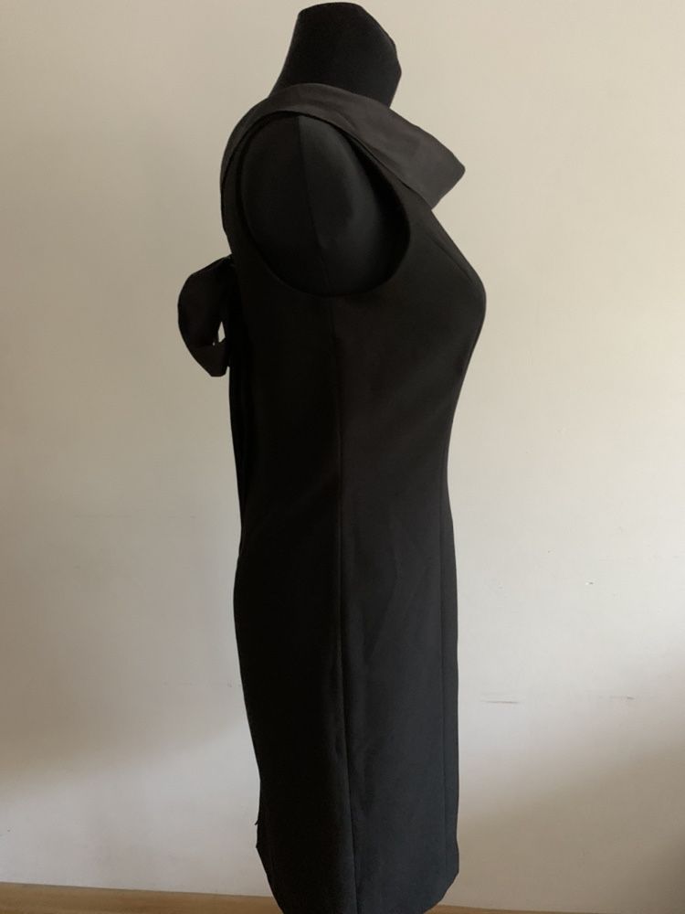 Elegancka, czarna sukienka, rozmiar 36