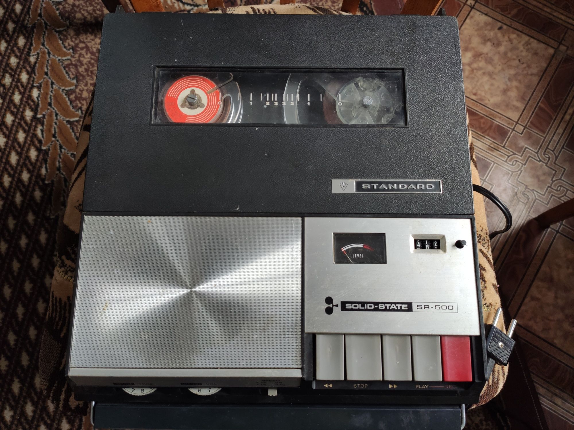 Бабінний (Катушечний) Магнітофон STANDARD SOLID-STATE SR-500, 1964року