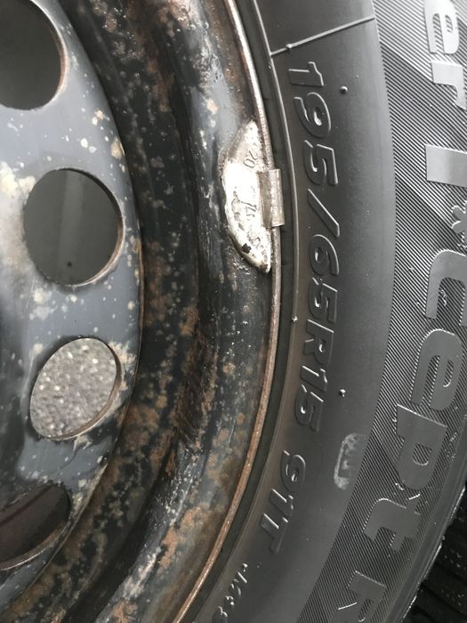 Продам комплект диски с резиной р15-5/112 6j et47