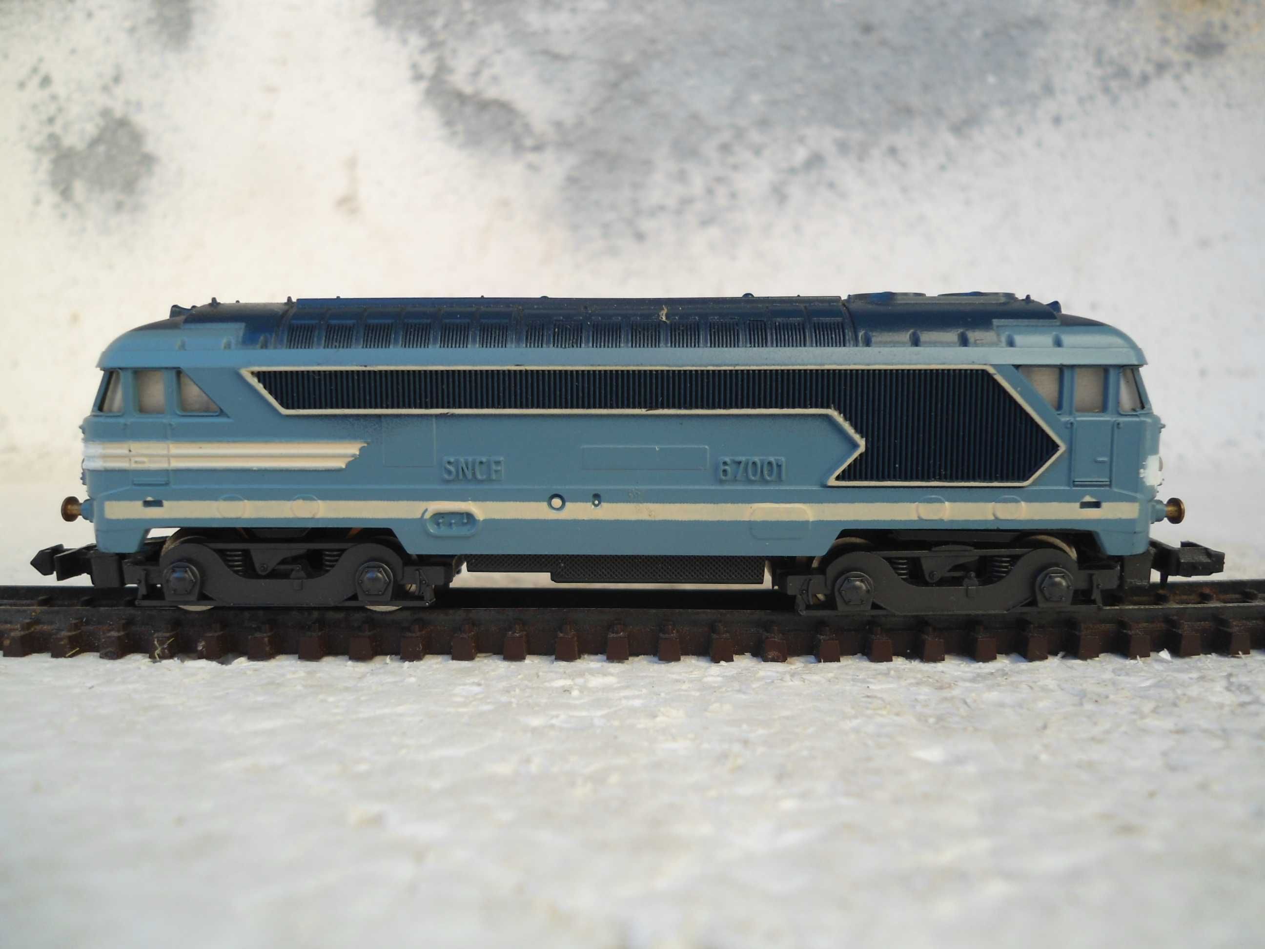 1:160 LIMA Locomotiva diesel SNCF 67001 Impecavel