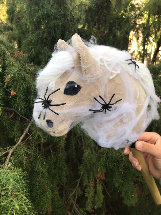 Hobby horse na hallowen