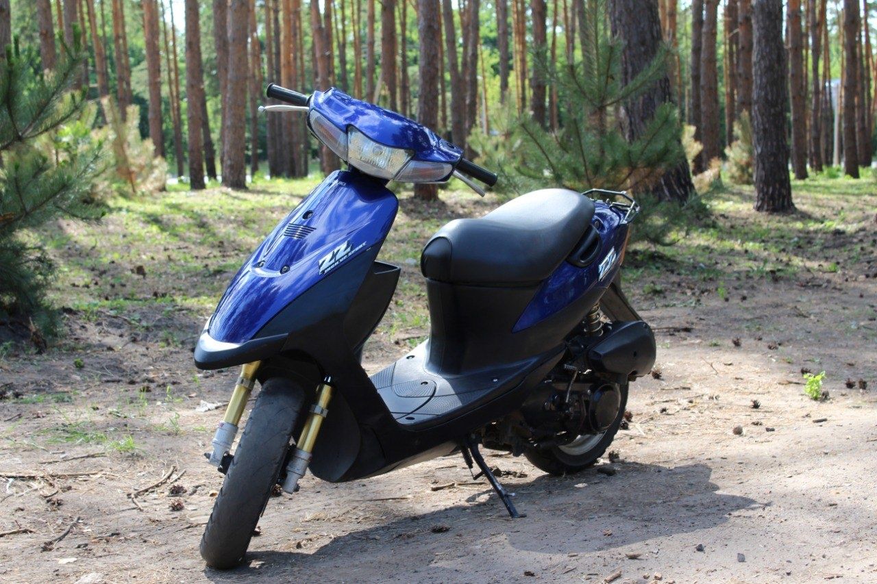 Скутер Suzuki zz inch up sport