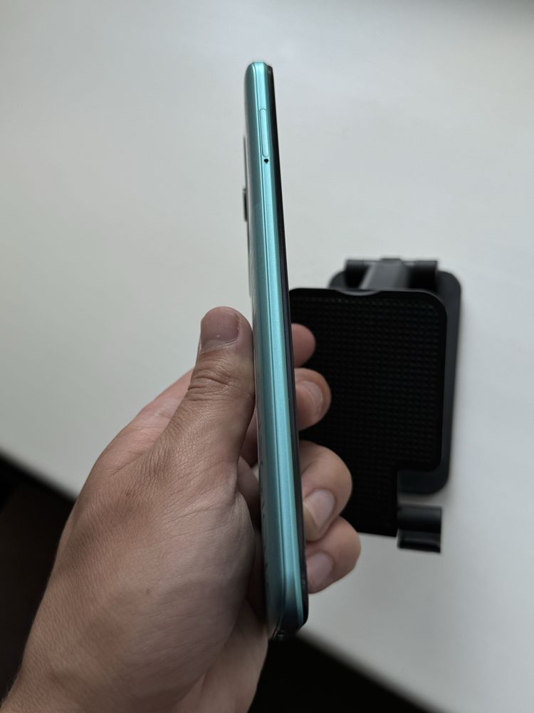 Tecno spark go 2022 2/32