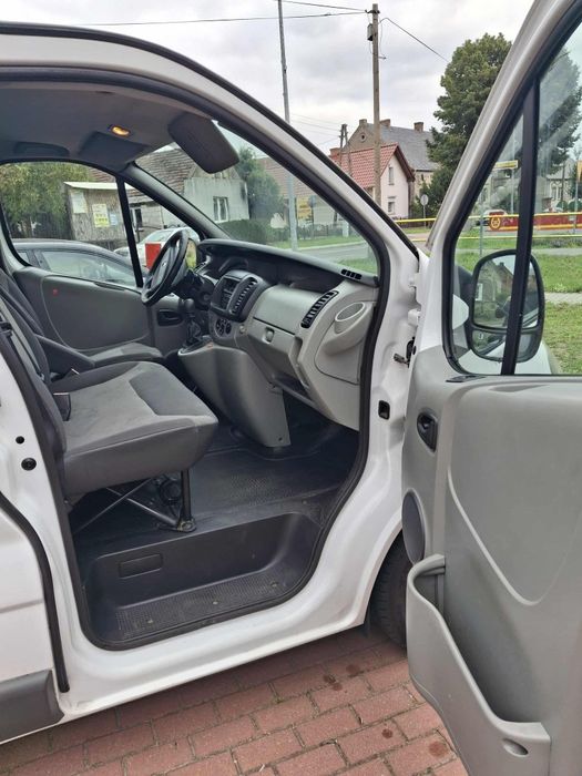 Renault Trafic II samochód gotowy do jazdy, po dużym serwisie